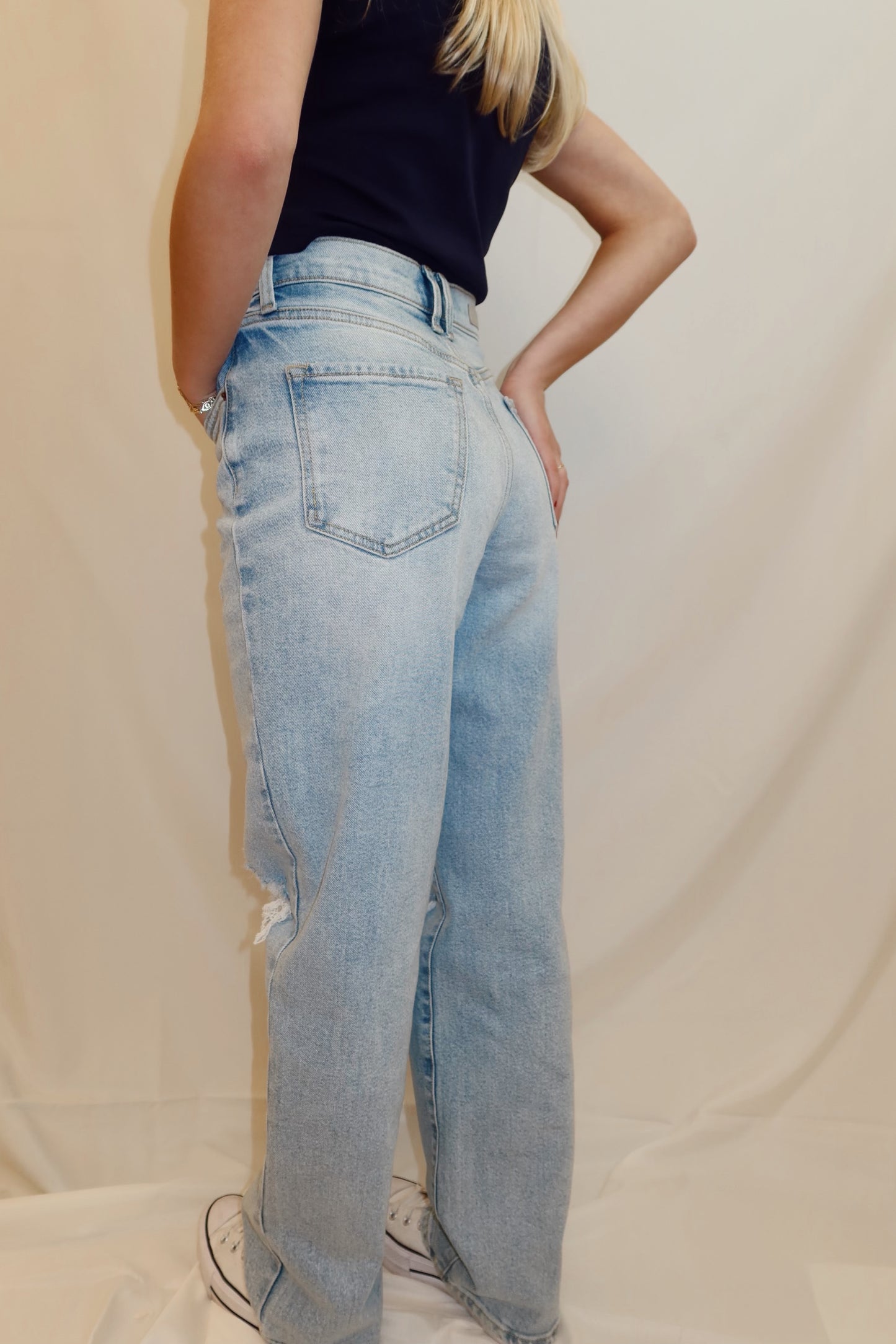 Light Super High Rise Dad Jean