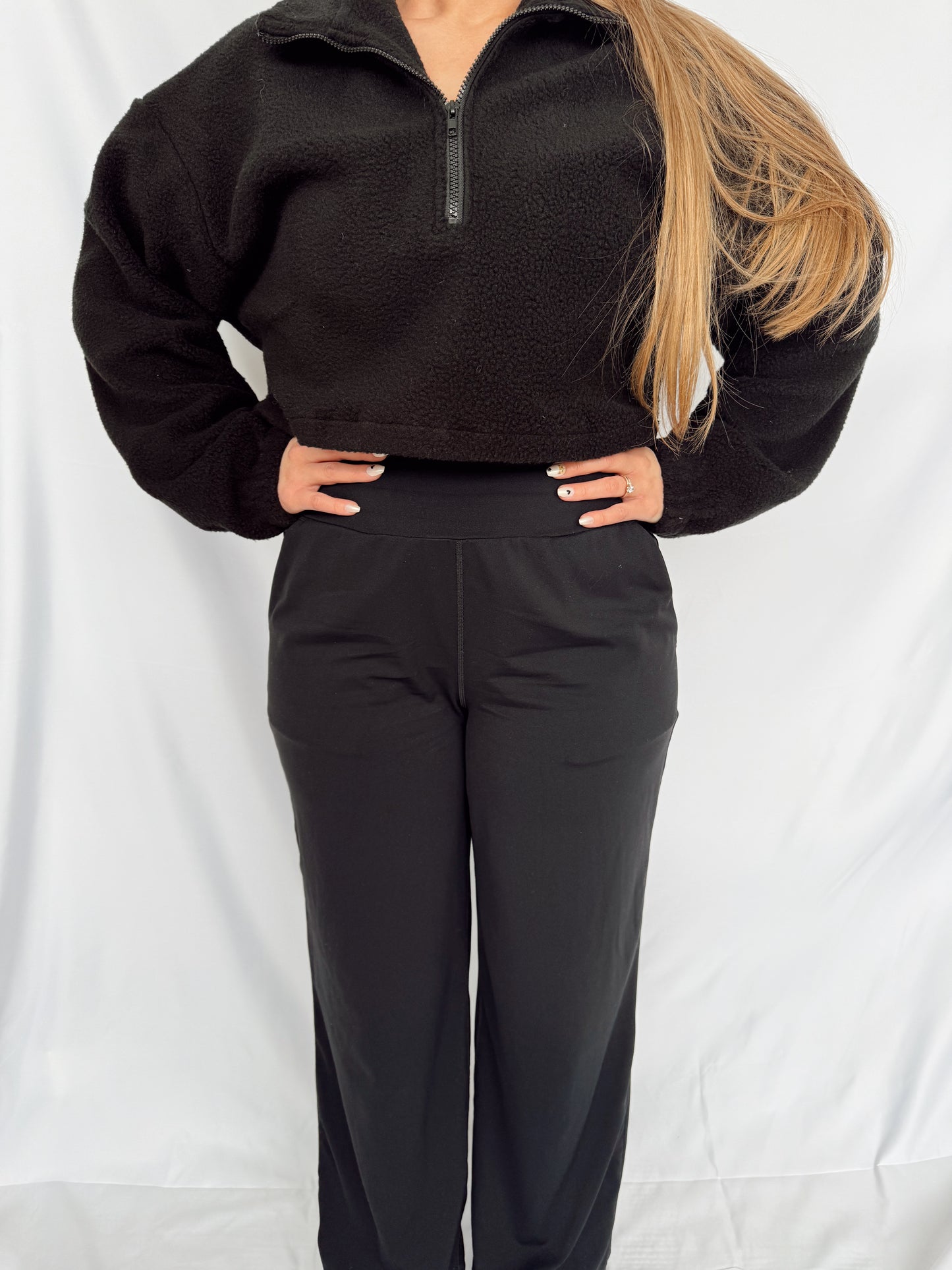 Sherpa Black Cropped 1/2 Zip Sweatshirt
